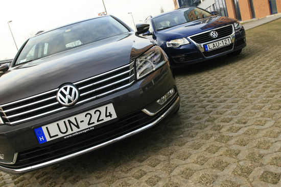Több mint 15 millió Passat készült 1973 óta. Az eddig gyártott 5,3 millió kombiból most itt van kettő, egy 2008-as és egy 2011-es Variant Több mint 15 millió Passat készült 1973 óta. Az eddig gyártott 5,3 millió kombiból most itt van kettő, egy 2008-as és egy 2011-es Variant